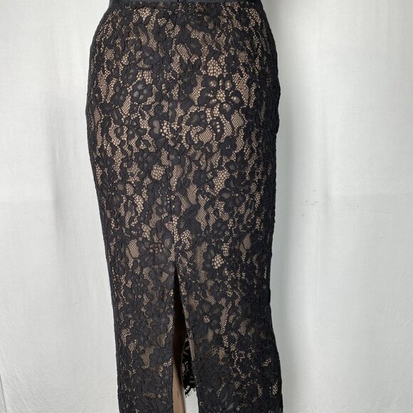 Elegant Black Lace Midi Skirt - Picture 7 of 10
